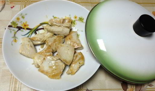 спагетти с курицей в томатном соусе