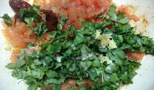 спагетти с курицей в томатном соусе