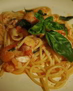 Спагетти в рыбном соусе