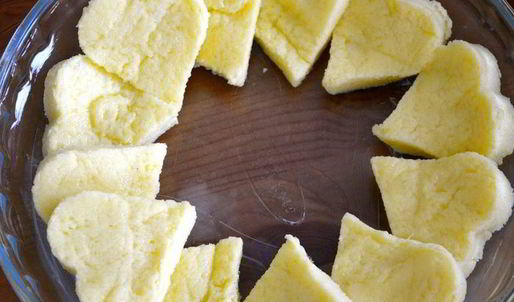 манные ньокки по-римски, запеченные под соусом бешамель