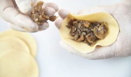 манты с грибами