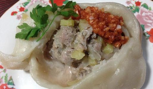 манты со свининой и тыквой