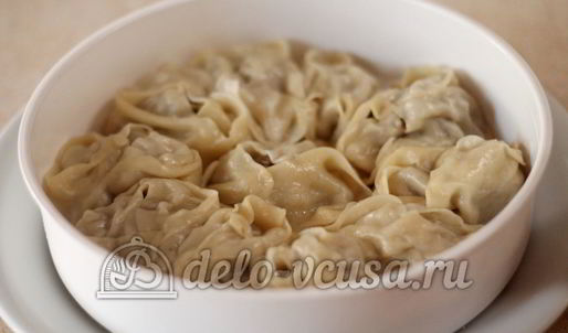 манты в мультиварке