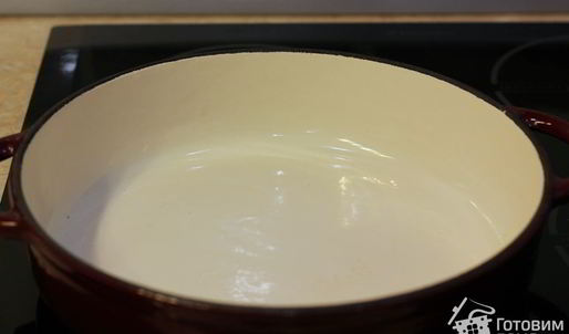 баранина с чесноком и белым вином