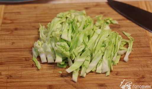 баранина с чесноком и белым вином