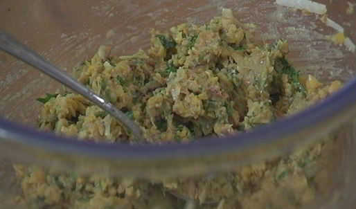 биточки из нута с сардинками