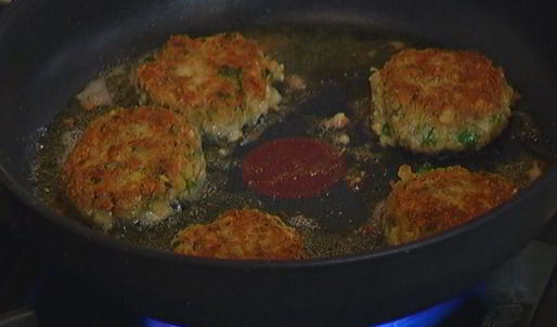 биточки из нута с сардинками