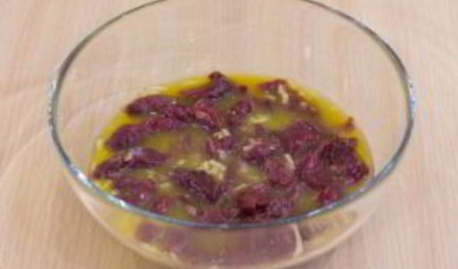 говядина, тушенная с лимоном и апельсином