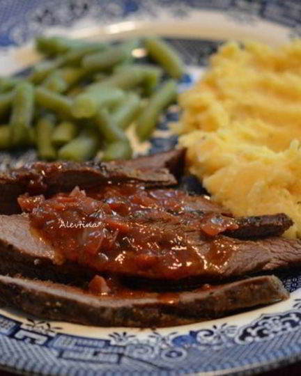 Рецепт говядины в красном винном соусе