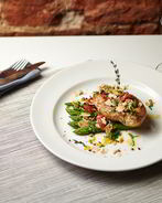 Куриная грудка со спаржей