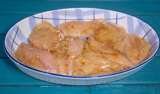 куриная грудка в кефире в духовке