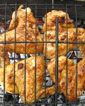 Куриные крылья на гриле