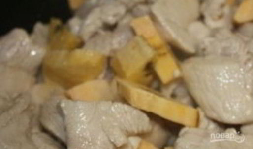 курица карри с бананами