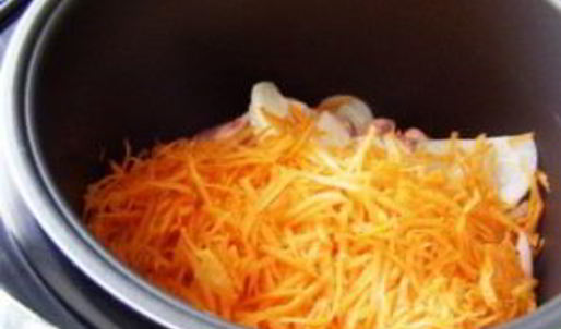 курица с овощами в мультиварке редмонд