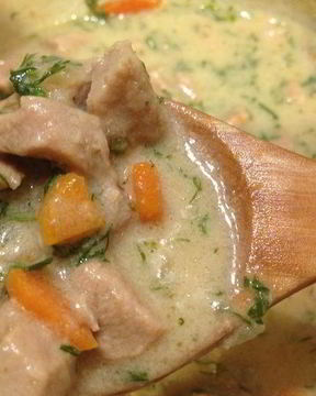 Нежнейшая телятина в сметанном соусе