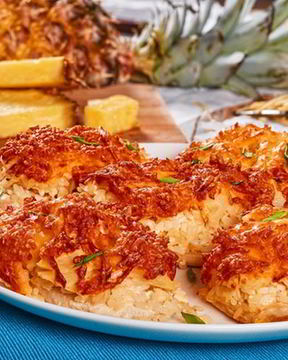 Сочная курица с ананасами и сыром