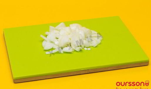 свинина обжаренная в шампиньонах со сливками