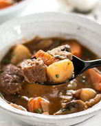 Тушеное мясо с картофелем в мультиварке