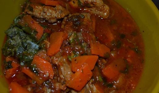 тушеные свиные ребрышки в мультиварке