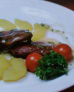 Утиное филе с помидорками черри и яблоками