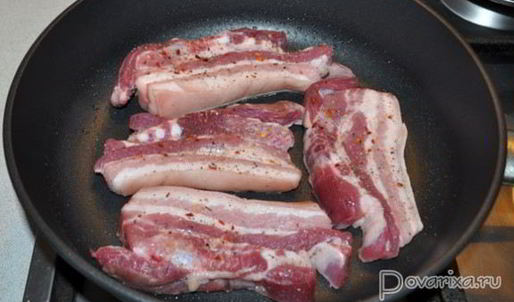 жареная свиная грудинка