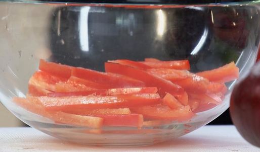 острая гречневая лапша с говядиной и соевым соусом