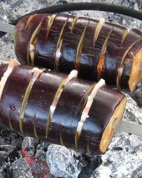 Баклажан с салом на гриле