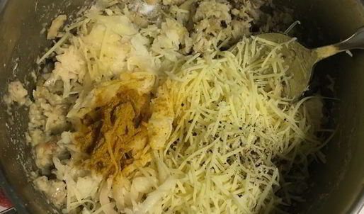 биточки из фасоли с вялеными томатами