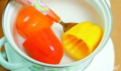 болгарский перец, фаршированный овощами