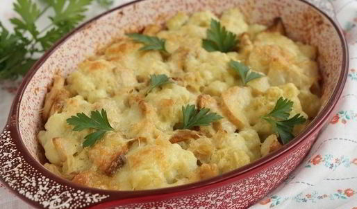 гратен с цветной капустой и белыми грибами