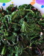 Листовая капуста с беконом