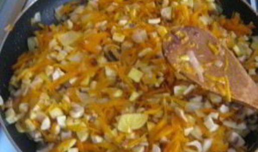 перец, фаршированный грибами