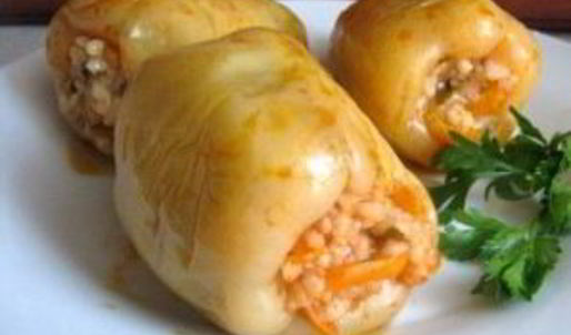 перец, фаршированный грибами