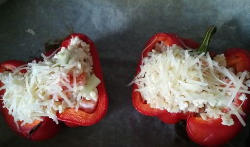 перцы, фаршированные булгуром и овощами