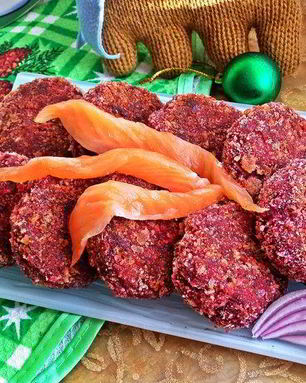 Свекольные биточки с лососем