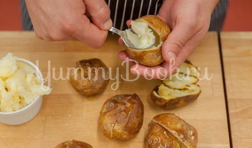 запеченный фаршированный картофель