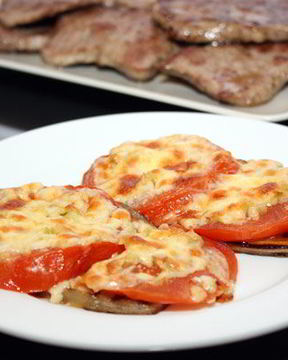 Запеченные баклажаны с сыром