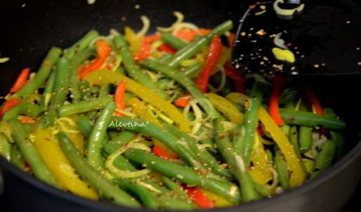 зеленая фасоль со сладким перцем