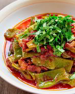 Зеленая фасоль, тушенная с томатами