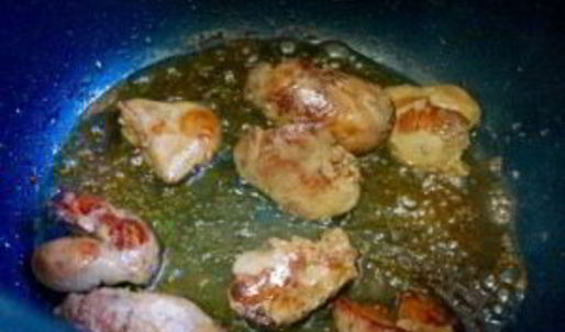 куриная печень с морковью