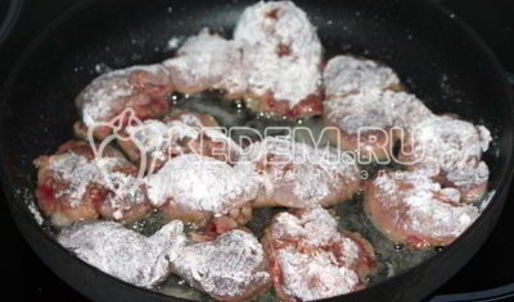 куриная печень с овощами