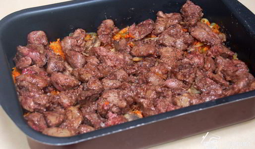 куриная печенка в омлете