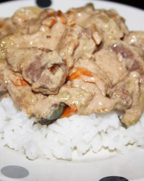 Нежная говяжья печень в сметанном соусе