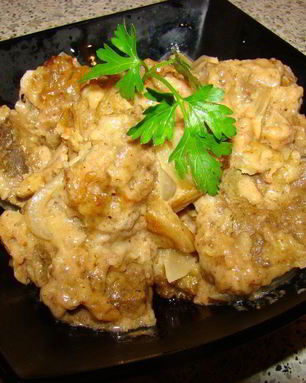 Печень, тушенная в сливках