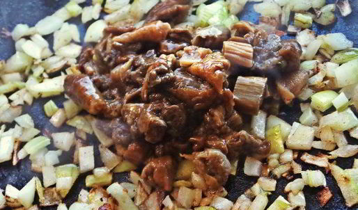 печень в беконе с картофелем