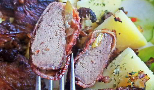 печень в беконе с картофелем