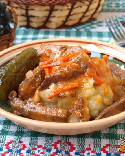 Рецепт свиной печени в сметанно-томатном соусе