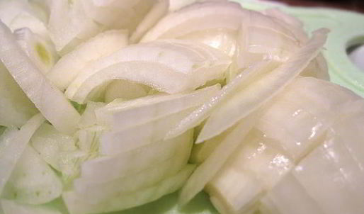 тушеная куриная печень с яблоками