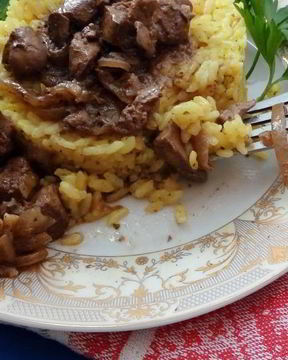 Тушеная куриная печень