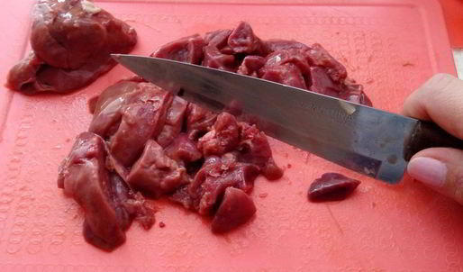 тушеная куриная печень